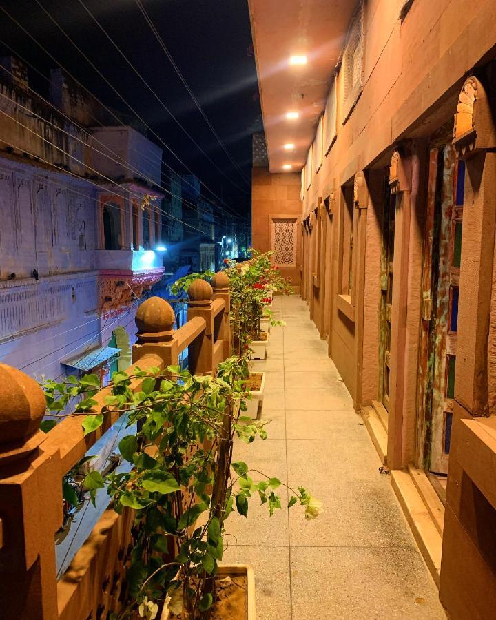 ราณีมาฮาล...อะเรียลโอลด์ฮาเวลี Hotel จ๊อดปูร์ ภายนอก รูปภาพ