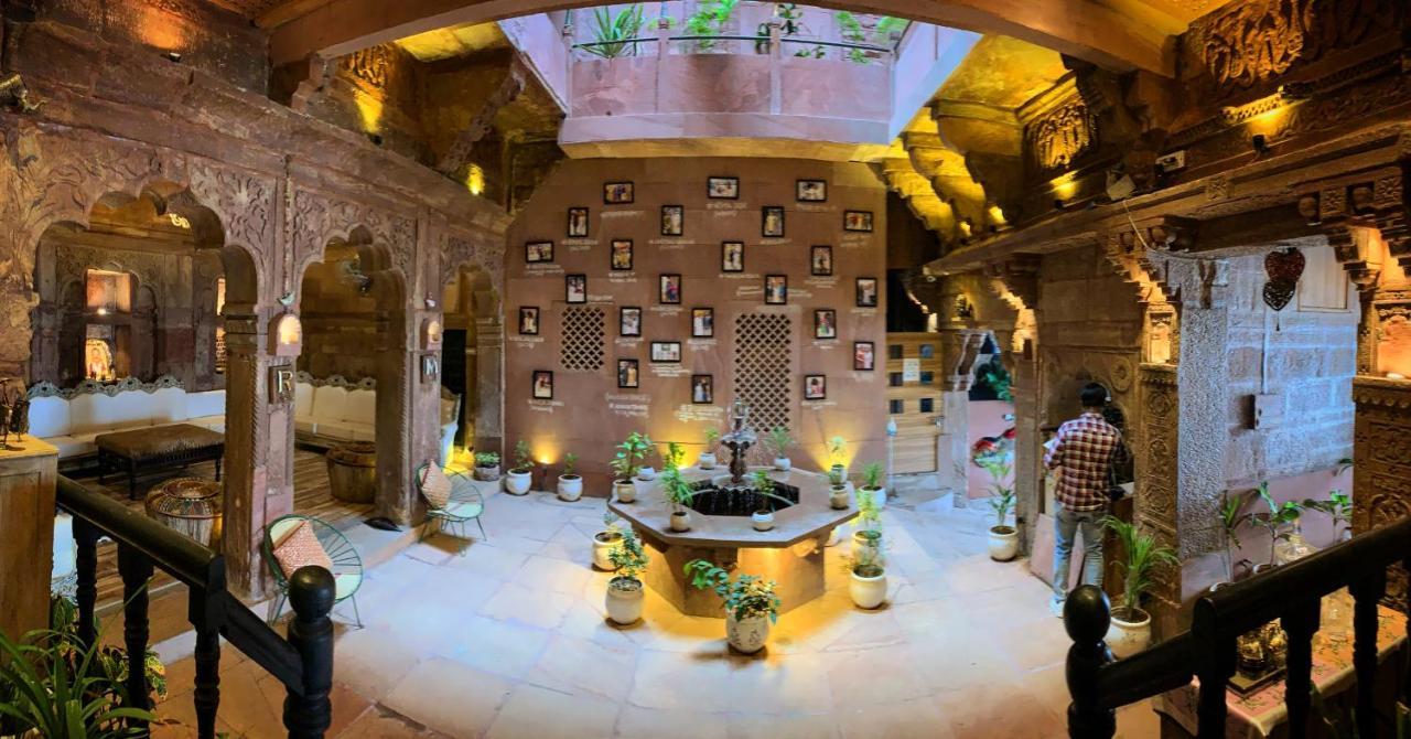 ราณีมาฮาล...อะเรียลโอลด์ฮาเวลี Hotel จ๊อดปูร์ ภายนอก รูปภาพ