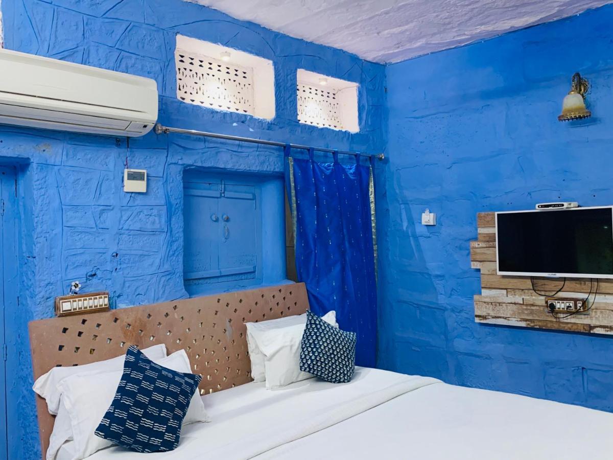 ราณีมาฮาล...อะเรียลโอลด์ฮาเวลี Hotel จ๊อดปูร์ ภายนอก รูปภาพ