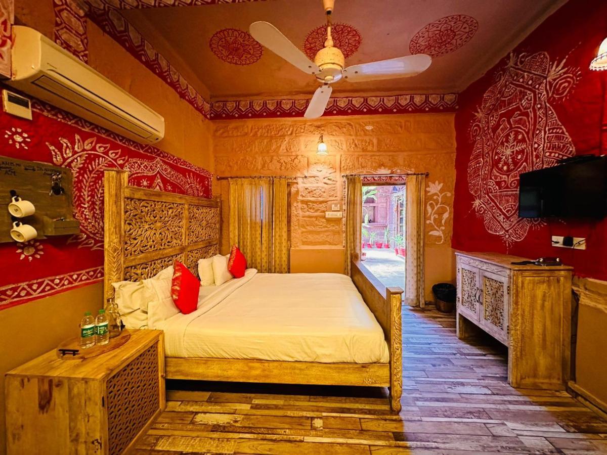 ราณีมาฮาล...อะเรียลโอลด์ฮาเวลี Hotel จ๊อดปูร์ ภายนอก รูปภาพ
